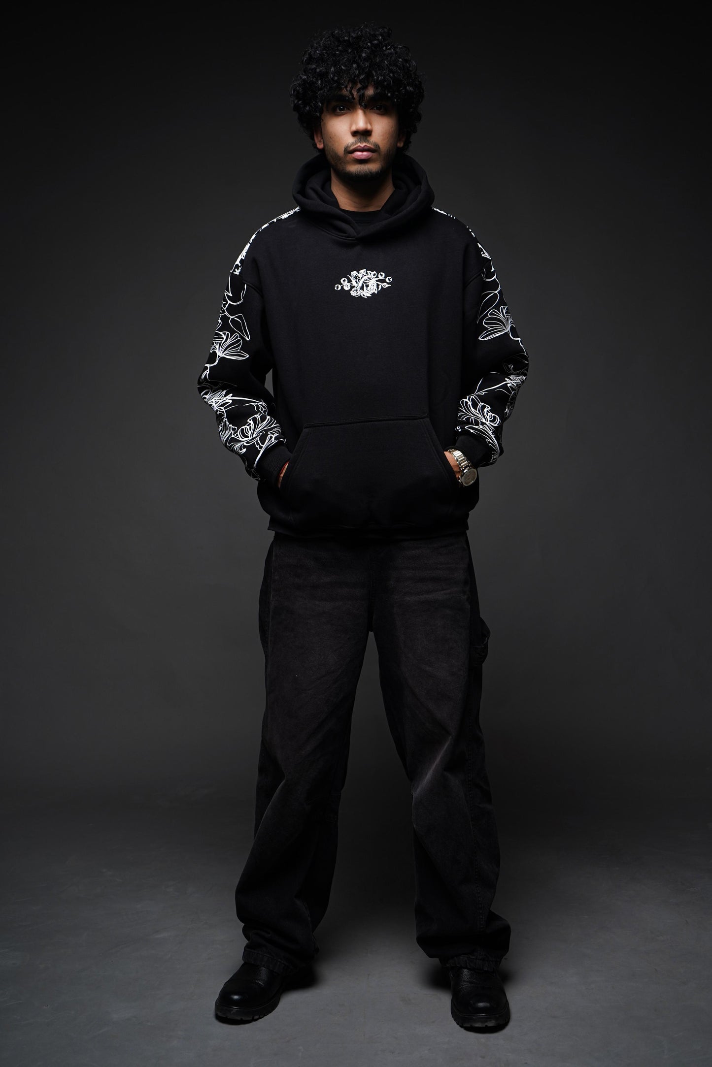 SKULLTA BLACK HOODIE [UNISEX]